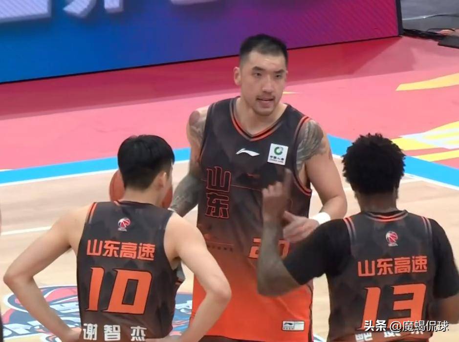 开云体育下载-CBA常规赛集结日再迎强敌；山东男篮调整名单；主帅态度——管理层满意；赛季目标并未改变的简单介绍