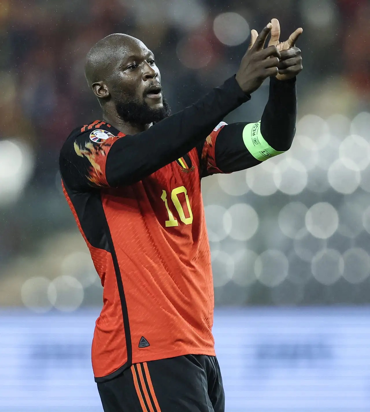 开元体育-关于国际比赛日AC米兰调整名单以备西甲，遗憾出局环节打磨，质疑声仍在，控场能力受关注的信息