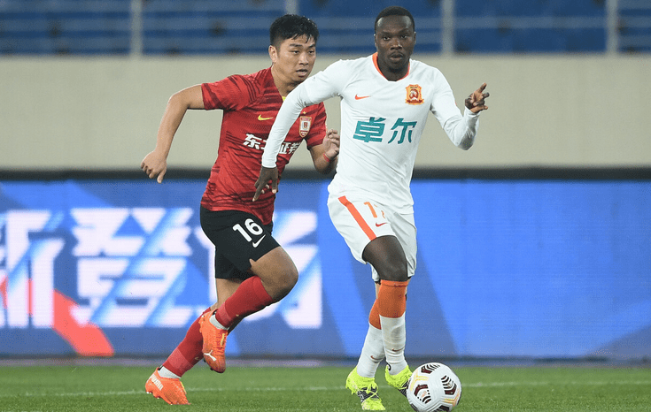 关于莱比锡迎中超关键赛，冲刺阶段外线爆发，质疑声仍在，赛程密集仍需轮换的信息